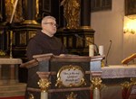Blagoslov obnovljenog glavnog oltara sv. Ivana Krstitelja u Franjevačkoj crkvi