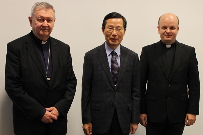 Biskup Mrzljak susreo se s veleposlanikom Republike Koreje