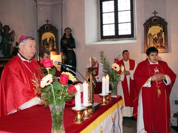 Biskup Mrzljak pohodio župnu zajednicu u Natkrižovljanu