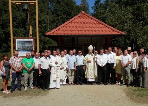 Blagoslovljena kapela bl. A. Stepinca u Bukevju u župi Novo Virje