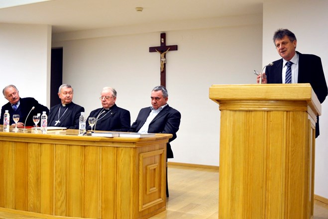 U Varaždinu predstavljena knjiga o izgradnji Crkve hrvatskih mučenika na Udbini