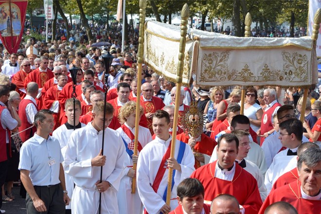 Na Svetu subotu 30.000 hodočasnika u ludbreškom svetištu Presvete Krvi