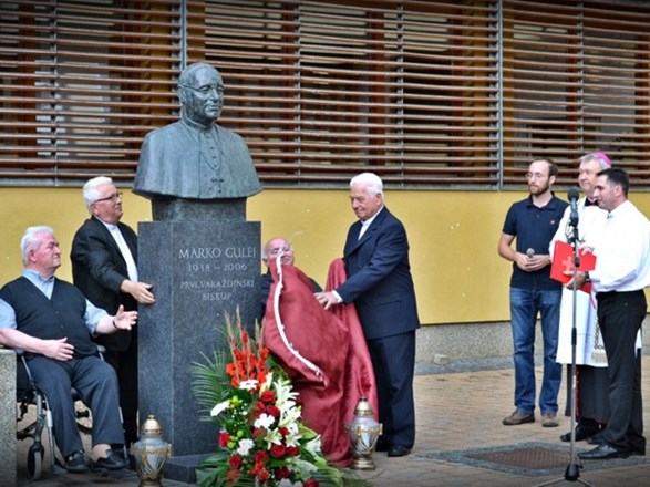 Spomen bista i misa uz osmu obljetnicu smrti biskupa Marka Culeja