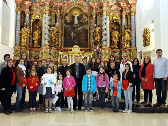 Književno i likovno stvaralaštvo vjeroučenika u osnovnim školama Varaždinske biskupije