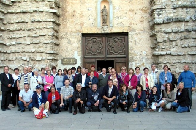 Vjernici župe Draškovec na grobu Marije Magdalene